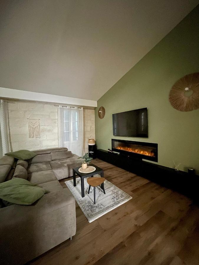 Loft Spacieux Au Coeur Des Remparts D'Aigues-Mortes Exterior foto